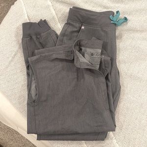 FIGS scrub set - S top M Tall Bottoms